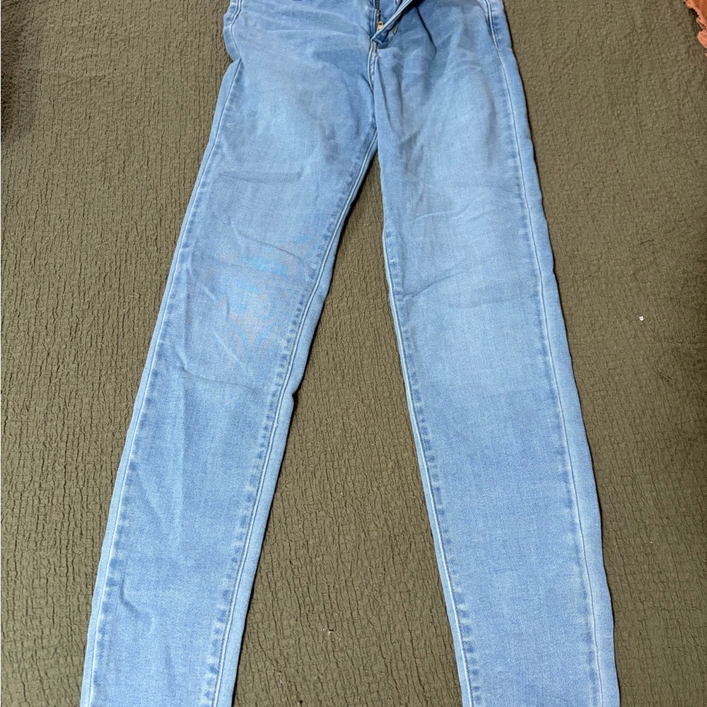 Levi- Classic Blue Women's Jeans